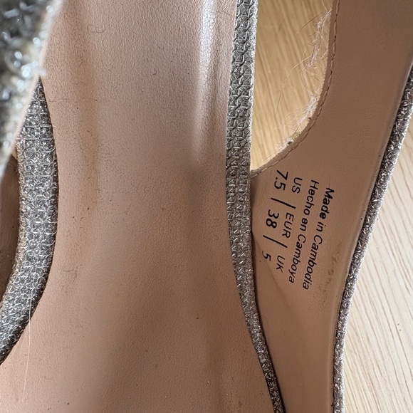 Call It Spring Silver Sling Back Heels Size 7.5 - Picture 5 of 5